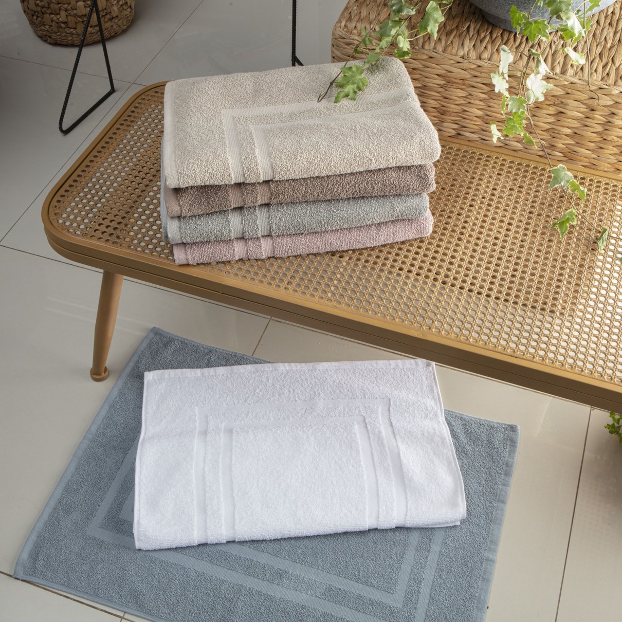 piso felpudo corrtex grecia ambientado