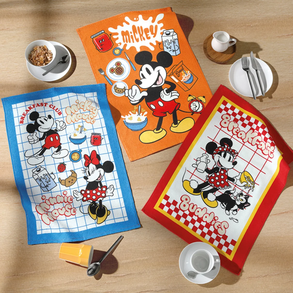 pano copa felpudo estampado dohler estampado mickey e minnie 24