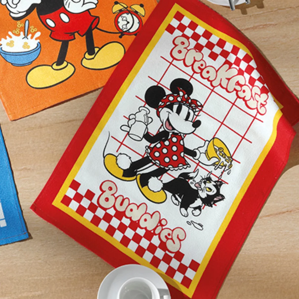 pano copa felpudo estampado dohler estampado mickey e minnie 24 azul cyan vermelho