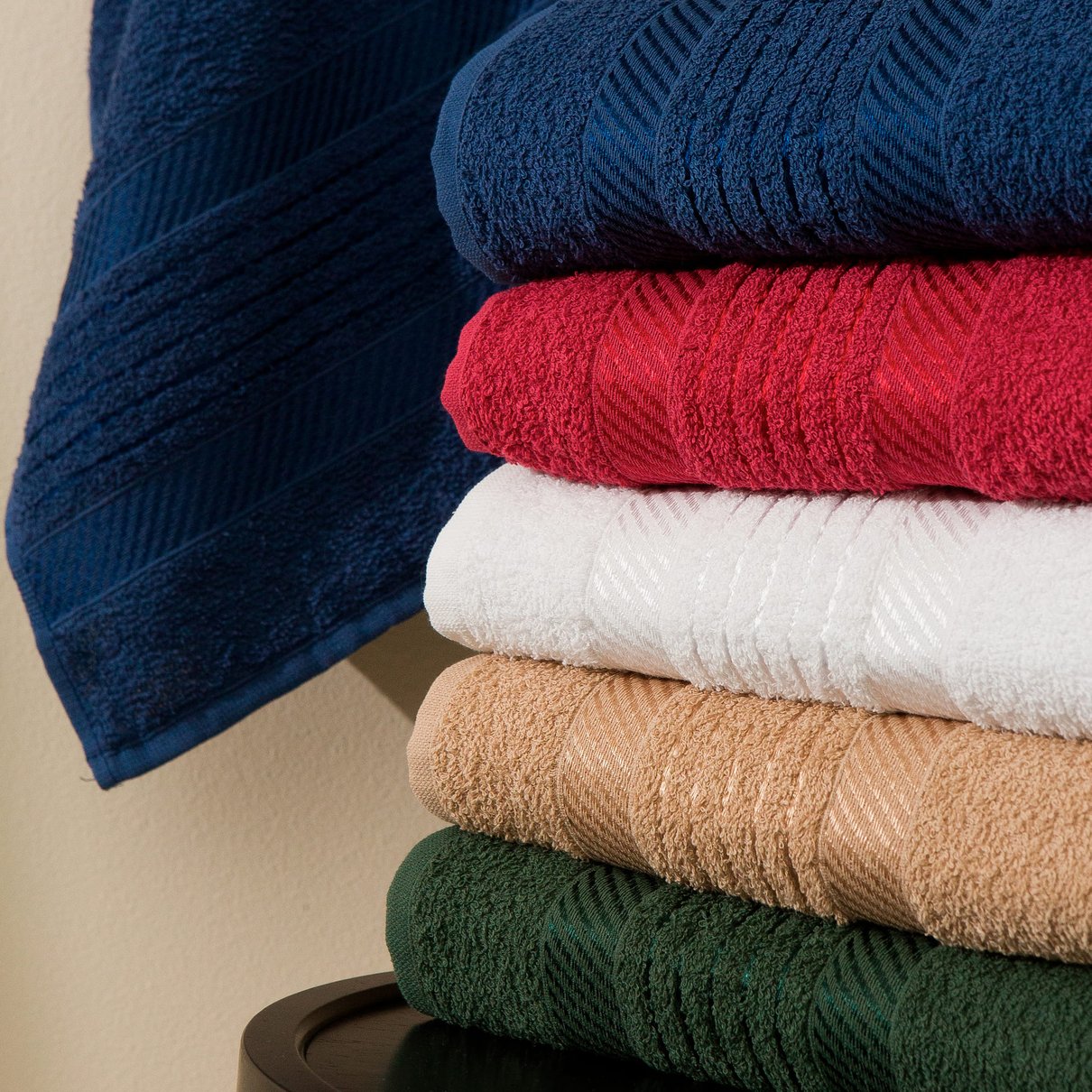 toalha de banho rosto felpuda dianneli malibu foto detalhe