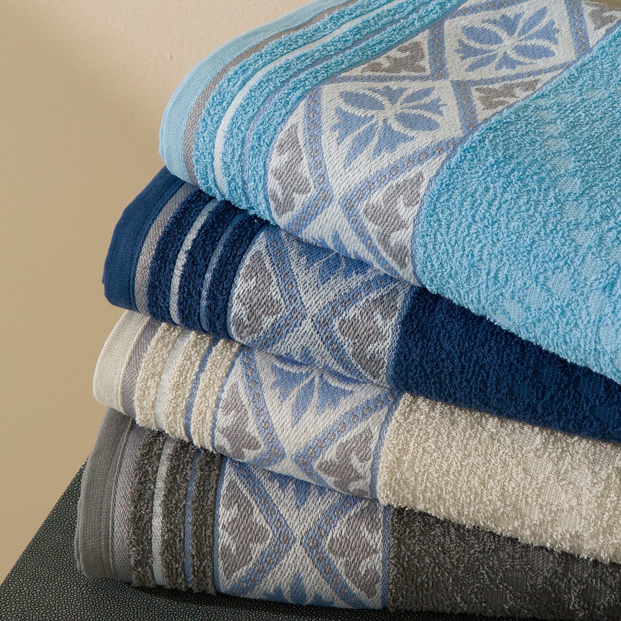 toalha de banho rosto jacquard dianneli orla foto detalhe