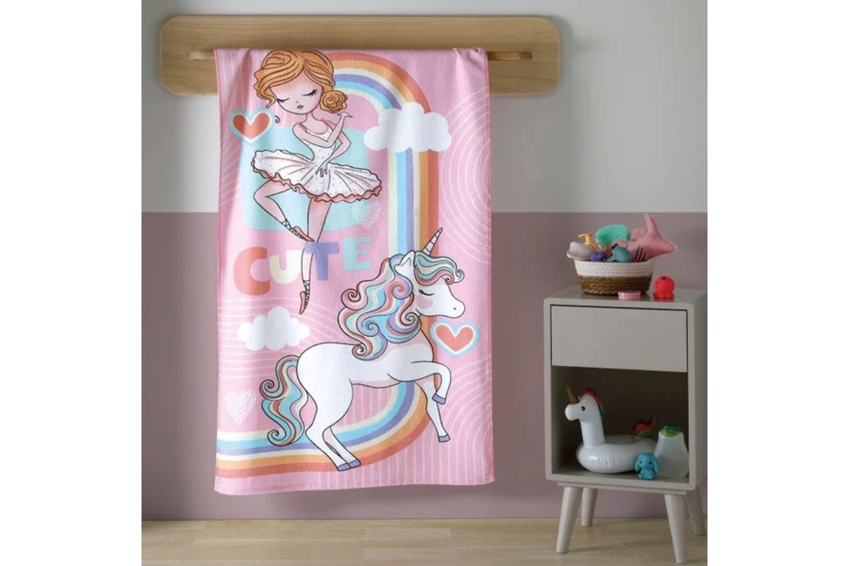 toalha de banho unicornio