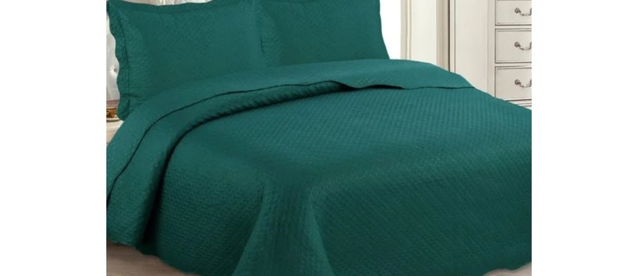 Matelassê, bouti ou bordado inglês: qual cobre-leito escolher para sua casa? Matelassê, bouti ou bordado inglês: qual cobre-leito escolher para sua casa?